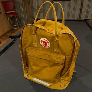 Fjallraven Big Kanken Backpack (UO Exclusive)